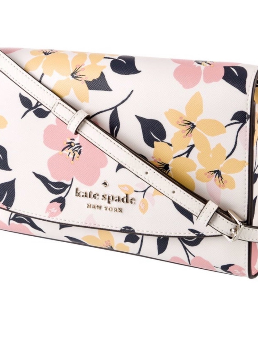 Very cute Kate Spade bag with its matching wallet